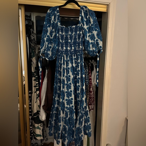 Cara Cara Smocked Midi Dress - Picture 3 of 3